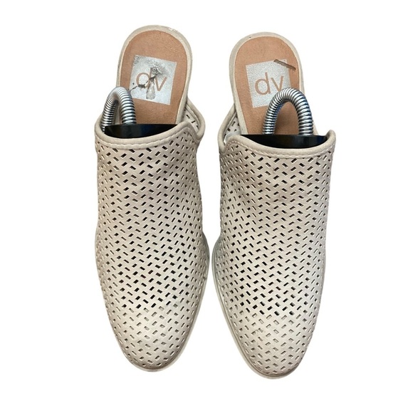 DV By Dolce Vita Perforated Taupe Heeled Mules Women’s Size 6.5 EUC - Picture 6 of 7